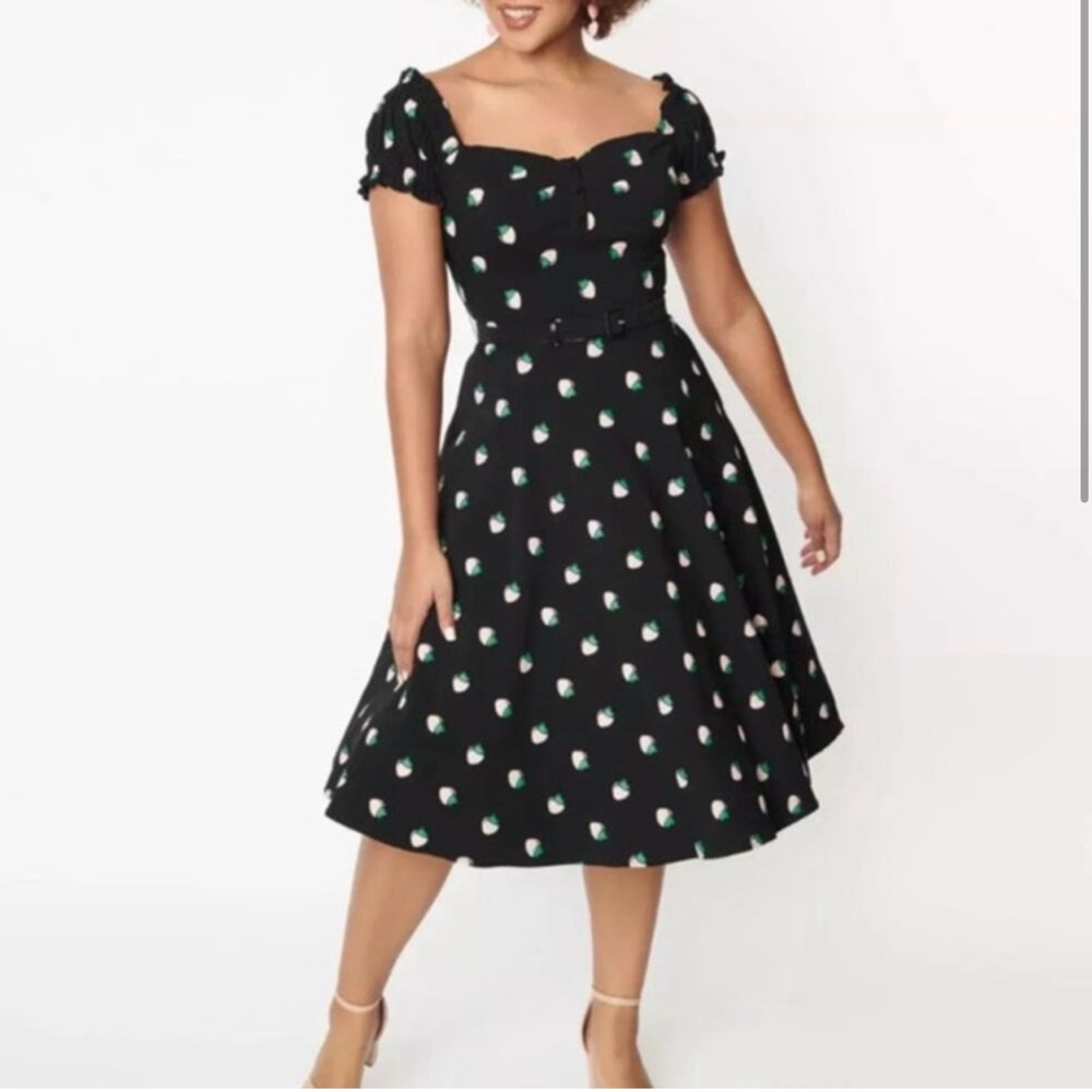 Unique Vintage Strawberry Swing Dress Black Pin Up Retro NWT Plus 4x 5x 26W